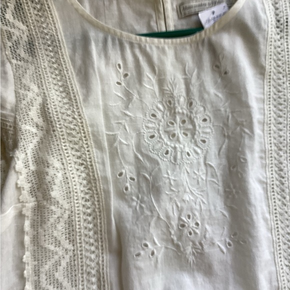 Abercrombie & Fitch top (FINALPRICEDROP) - Picture 3 of 3